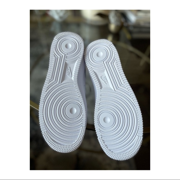 SOLD - Picture 3 of 4